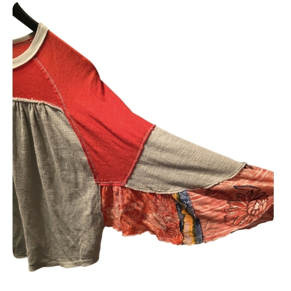 XS Free People We The Free Friday Fever Red & Gray Boho Top with Floral Sleeves - Picture 5 of 13